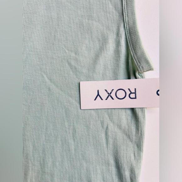 NWT roxy ribbed tee - Picture 8 of 9